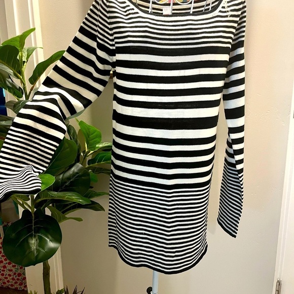 Boho Sweater Dress - Picture 4 of 4